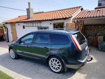 Ford Focus 1.8i 92kw - 2
