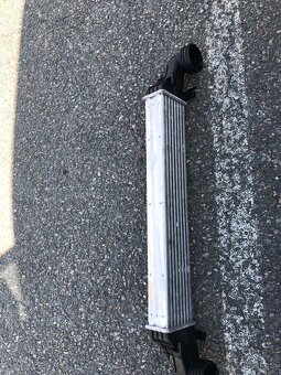 Intercooler mercedes w211 2,0kompressor a 2,7cdi - 2