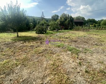 Prodej zahrady 2033 m² Otvovice - 2
