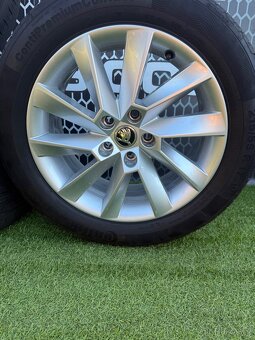 Škoda Superb 3 - 215/55 R17 - LETNí SADA - 2