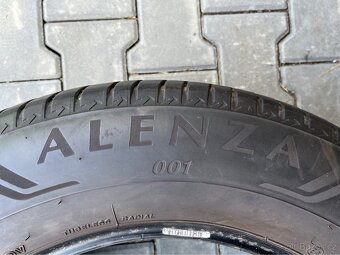 Bridgestone Alenza 265/60 R18 - 2