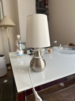 Dotyková stolní lampa - 2