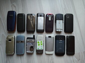Sada mobilů značky Nokia - 3 - 2