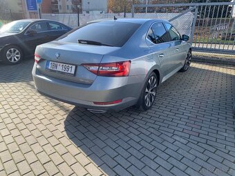 Skoda superb 2.0 TDI 110kw - 2