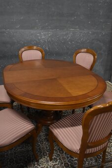 Stůl+ 6 židlí - 2