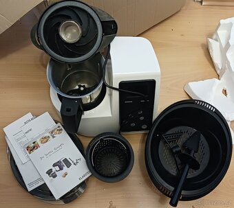 Kuchyňský robot Klarstein 9in1 2l 600/1300 W - 2