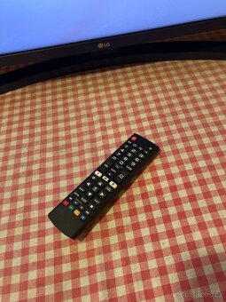 4K UHD LED Smart Televize LG 43UN74003LB - 108 cm - Wifi -T2 - 2