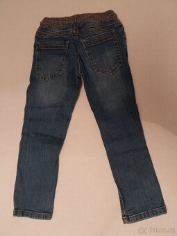 Kalhoty, tepláky, kraťasy, vel.110 - 2