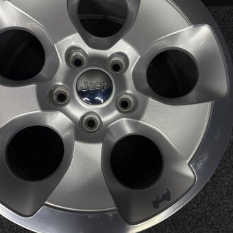 1x 5x127 18” JEEP WRANGLER - 2
