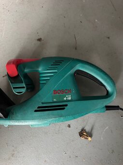 Prodam el. nuzky na zivy plot - 2