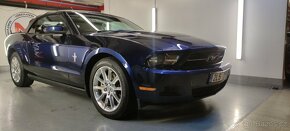 Ford Mustang 3.7 v6  227kw - 2