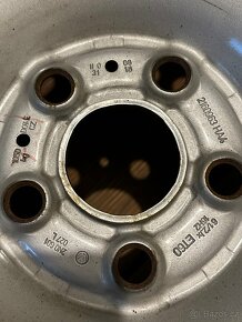205/75 R16C zimní VW Crafter komplet 4ks vč.disků - 2