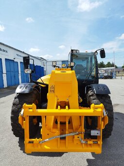 Teleskopický manipulátor JCB 560-80 AGRI Xtra - 2