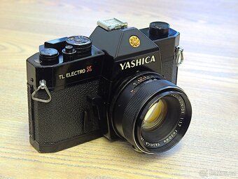 Yashica TL Electro X ITS + Yashinon DX 50/1.7 (M42 závit) - 2