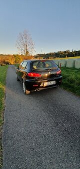 Alfa romeo 147 - 2