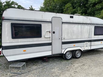 Karavan obytný přívěs xxl Hobby + predstan - 2