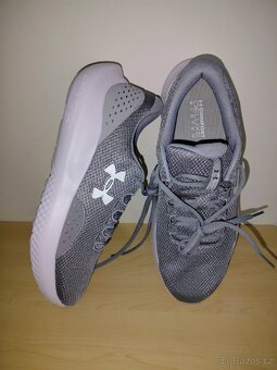 Tenisky Under Armour 46 a 47 - 2