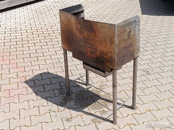 Nerezový gril - 2