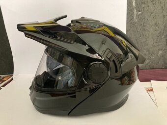 Helma na cestovní enduro W-TEC - 2