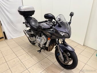 YAMAHA FZS 1000 FAZER - 2