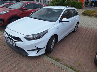 Ceed sw benzín 1.0 rok 2022, najeto 72.000km. Tovární Záruka - 2