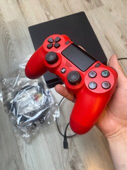 PlayStation 4 - 2