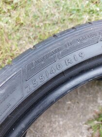 Pnru dunlop letni 255 40 19 - 2