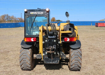 Teleskopický vysokozdvižný vozík Caterpillar TH255, rok výro - 2