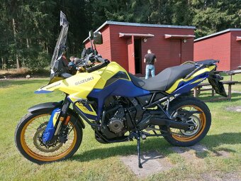 Prodám Suzuki V strom 800 de - 2