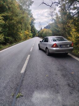Mercedes Benz c270 - 2