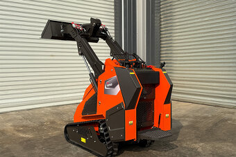 Predám tento Profesionálny pásový mininakladač KIMA K1050 - 2