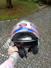 Helma na motorku - 2