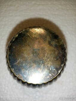 Dóza na tabák? značená - 2