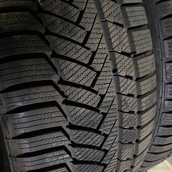 Zimní pneu 245/45 R18 100V Continental 7,5-8mm - 2