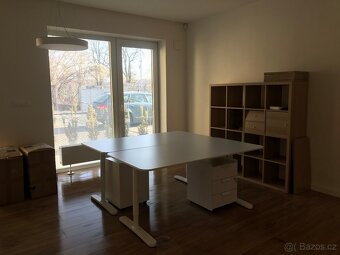 Prodám vybavení kanceláře - 2