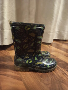 Gumáky s motivem vesmíru - 2