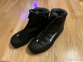 Nové dětské boty na běžky Atomic vel.38 - 2