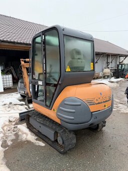 Poskozeny minibagr Case cx23 2.4tuny - 2