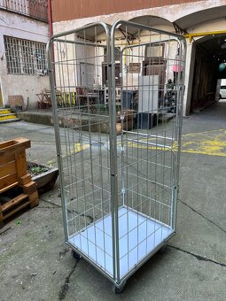 Kontejner, klec na prádlo - 2