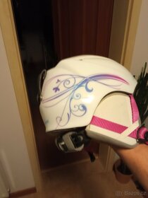 Lyžařská přilba - 2