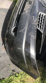 Renault Mégane přední naraznik - 2