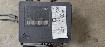 ABS jednotka Ford - 2