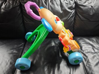 Dětské chodítko Fisher Price - 2