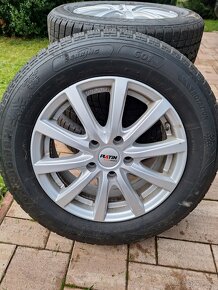 Zimní pneumatiky Suzuki S-Cross, 215/60 R16 vč alu disků - 2