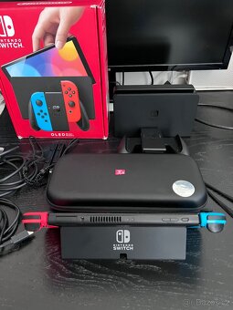 Nintendo Switch OLED v záruce super stav + možné i hry - 2