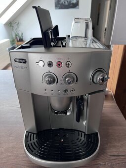 Delonghi Magnifica ESAM 4200.S - 2