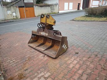 Lžíce svahová hydraulická 200 cm, 6D2 - 2