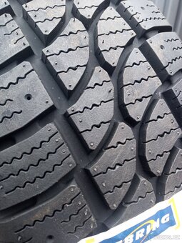 195/60R16C 99/97T Sebring - 2