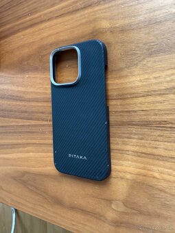 Kryt Pitaka iPhone 16 pro - 2