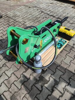 Hydraulicke bouraci kladivo na JCB 3CX 4CX - 2